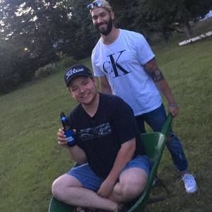 Meet your Posher, Tyler